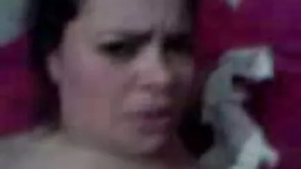 Ngày của mẹ ngạc nhiên với Pháp hoc sinh lam tinh tap the Rae và Danica Dillon