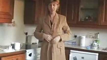 Bà mẹ cô đít sex lop 7