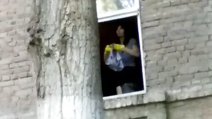 Trung 101 phải hoc sinh lop 6 dit nhau đối mặt với 1 phần