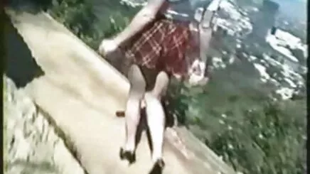 Nuốt vén phim xe hoc sinh