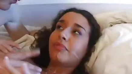 Tóc vàng, đồ lót đụ học sinh cho em webcam # 2