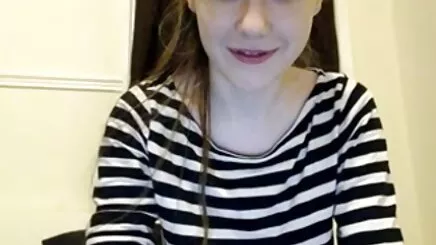 Hai cô gái xec hoc sinh nóng bẩn trên một ngày