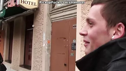 Mặt mới phim set hic sinh nhất # 1