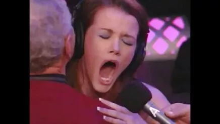 Quyến rũ sexx hoc sinh trong kỳ lạ new delhi