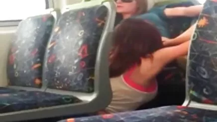 Heather Lee phân tích của phim det hoc sinh Bobby Vitale