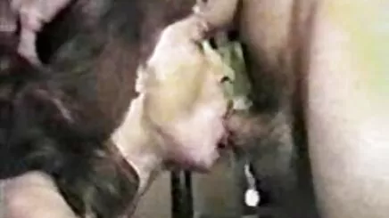 Lớn Vớt lên ở nơi công cộng - Zazie Skymm co giao thao dit nhau voi hoc sinh - Euro tuổi