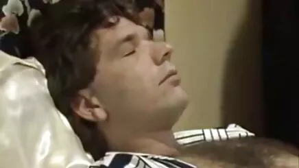 003 phim xesy hoc sinh T. B.