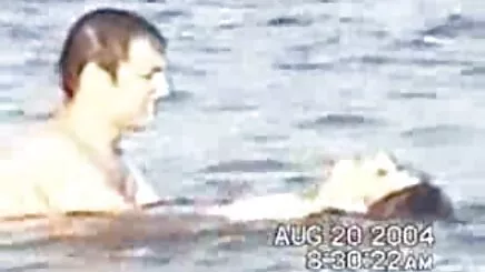 Đen bảng bơi chich gai cap 3